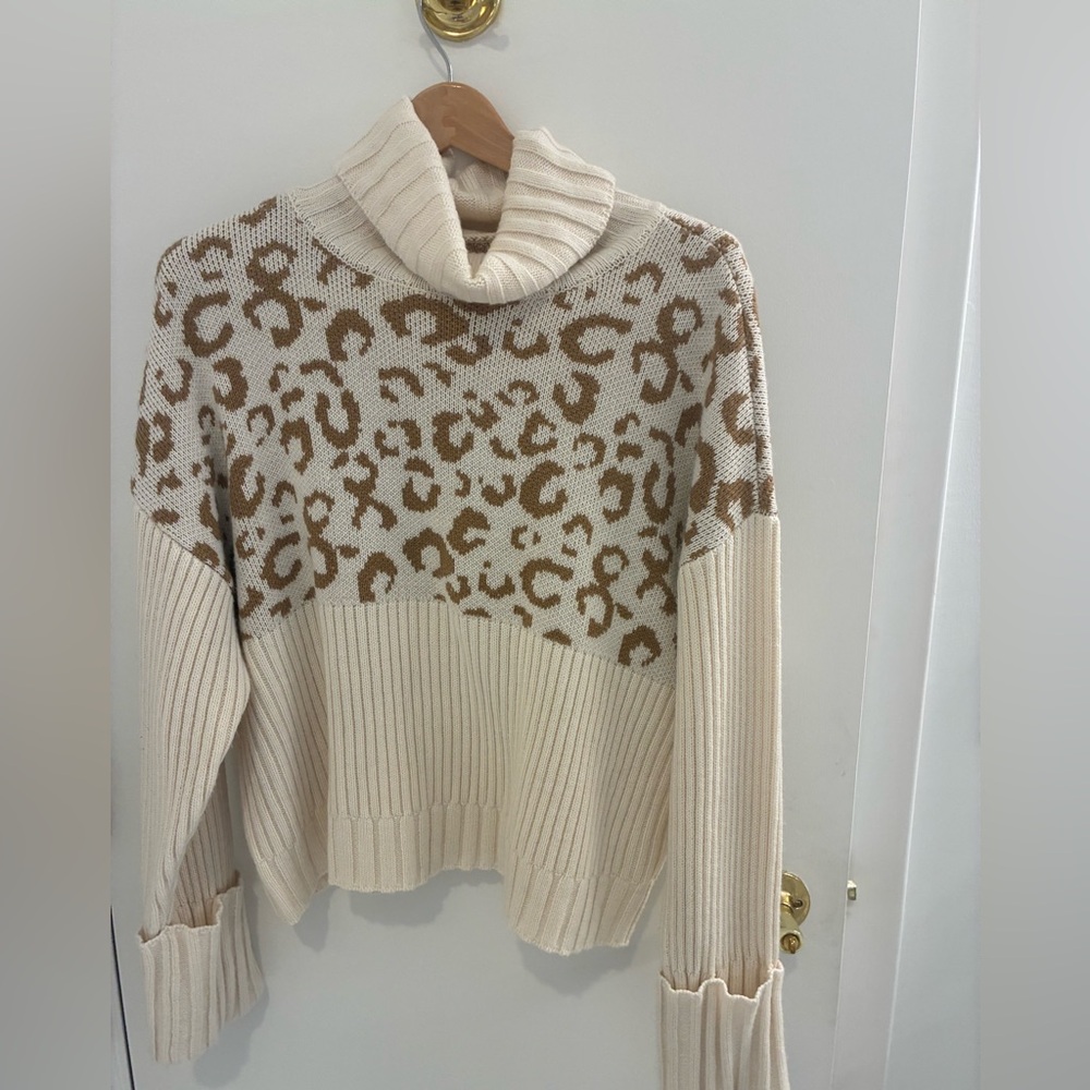 Nine West Animal Print Cowl Neck Sweater - Cream and Brown. XXL EUC